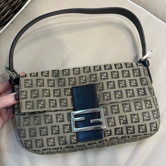 Fendi Brown Zucchino Baguette - Picture 5 of 13